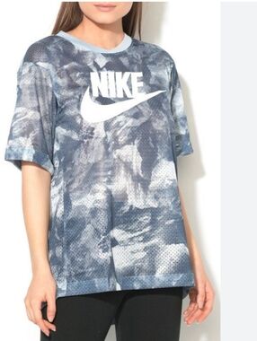 Nike Women's Mesh Running Top Size M